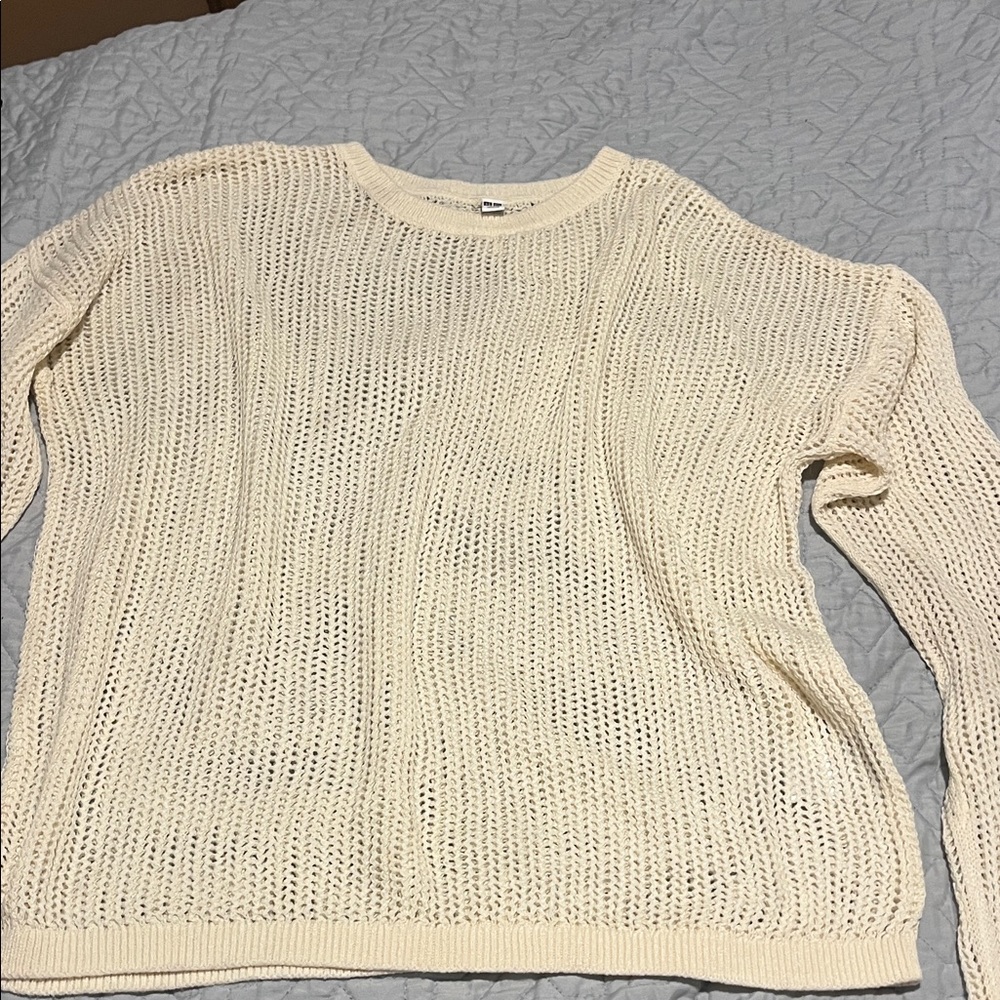 Uniqlo Cream Men's Crew Neck Sweater